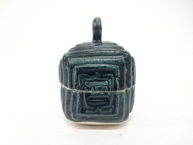  作家物　鈴　香合